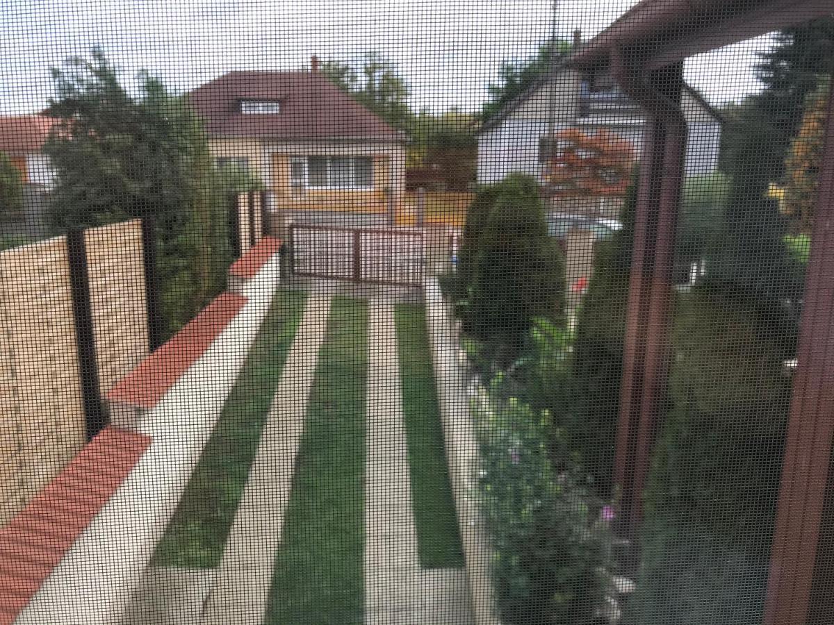 Apartman Tinasol Mosonmagyaróvár Esterno foto
