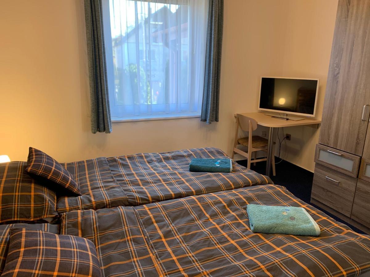 Apartman Tinasol Mosonmagyaróvár Esterno foto