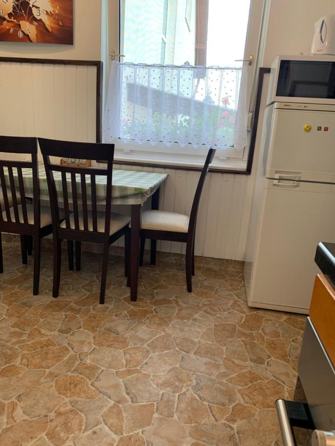 Apartman Tinasol Mosonmagyaróvár Esterno foto